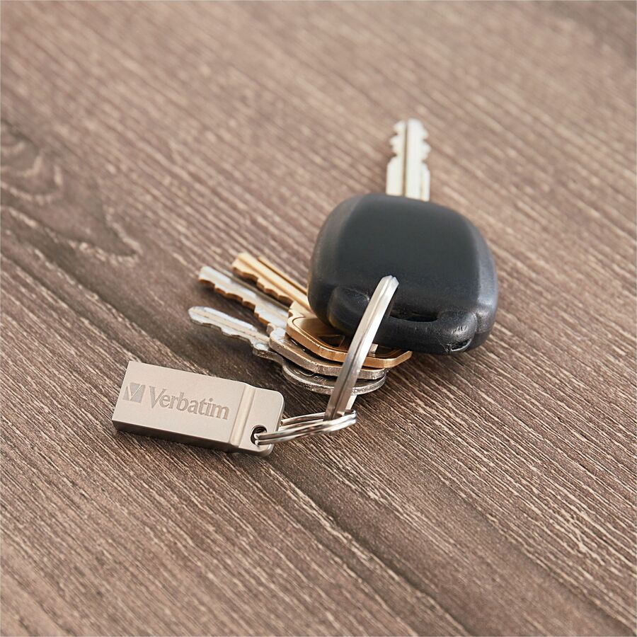 Verbatim 16GB Metal Executive USB Flash Drive - Silver