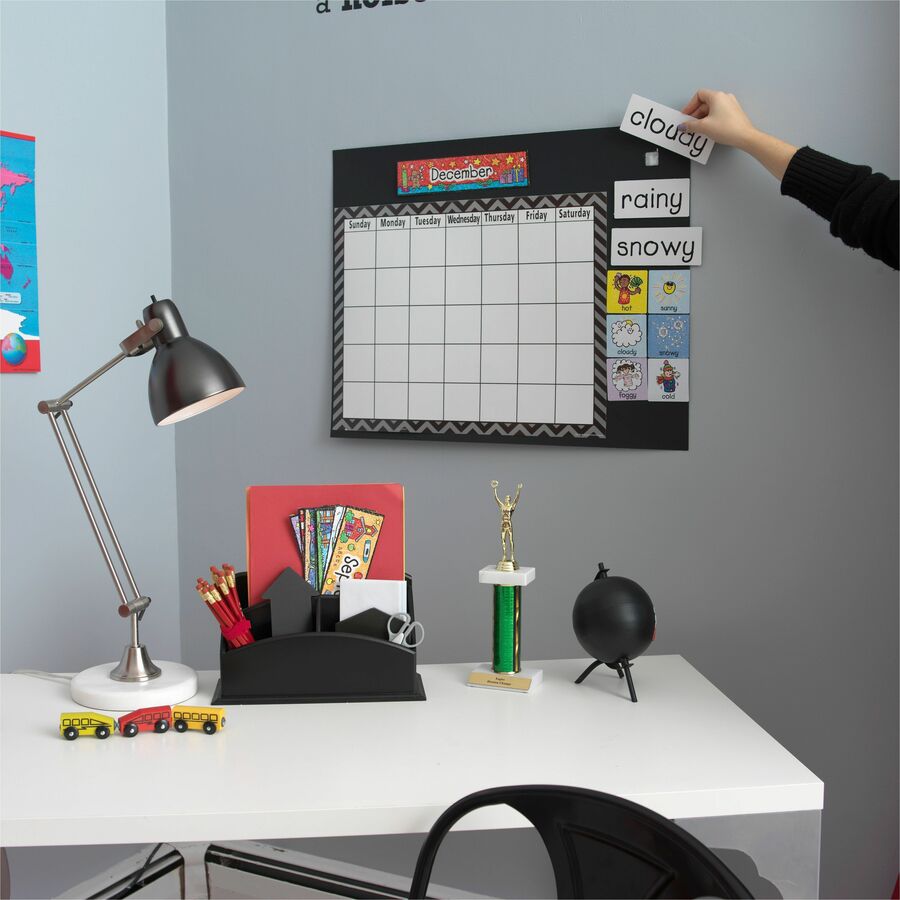 VELCRO® Sticky Back 7/8in Squares White 12 ct