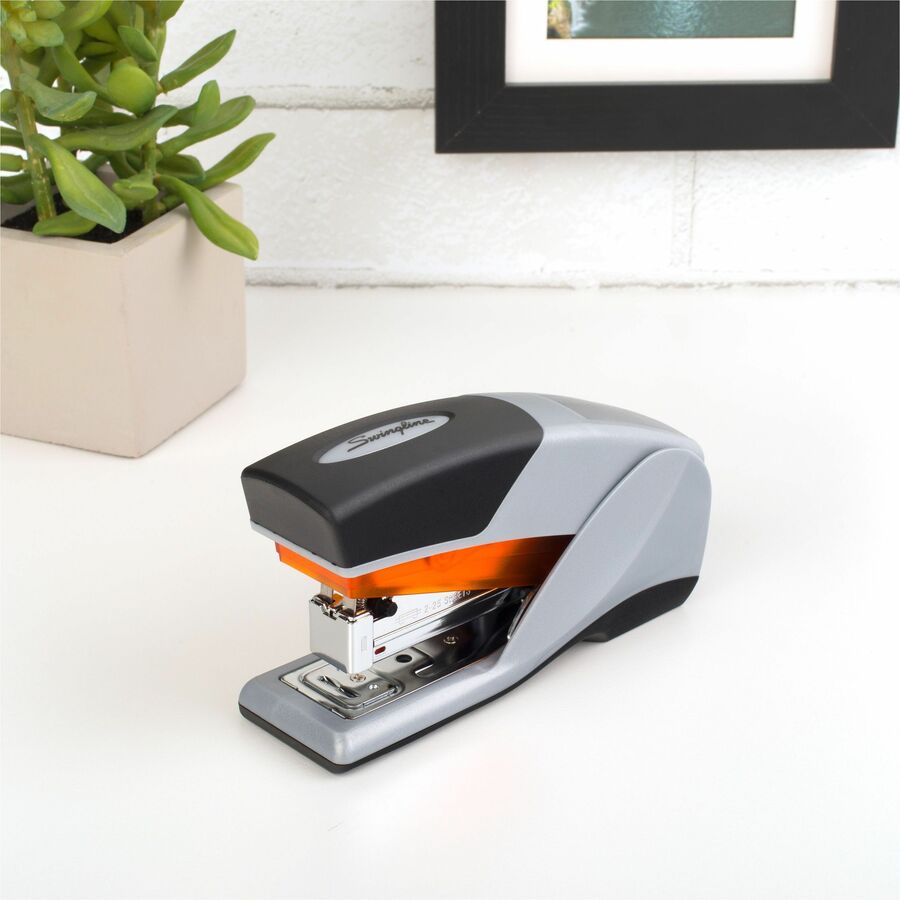 Swingline Optima 25 Compact Reduced Effort Stapler