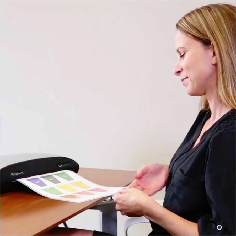 Fellowes Spectra Laminator with Pouch Starter Kit