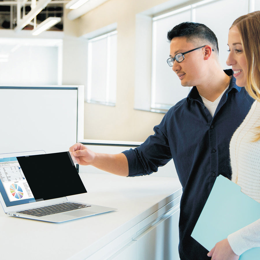 Fellowes PrivaScreen„¢ Blackout Privacy Filter - 23.8" Wide