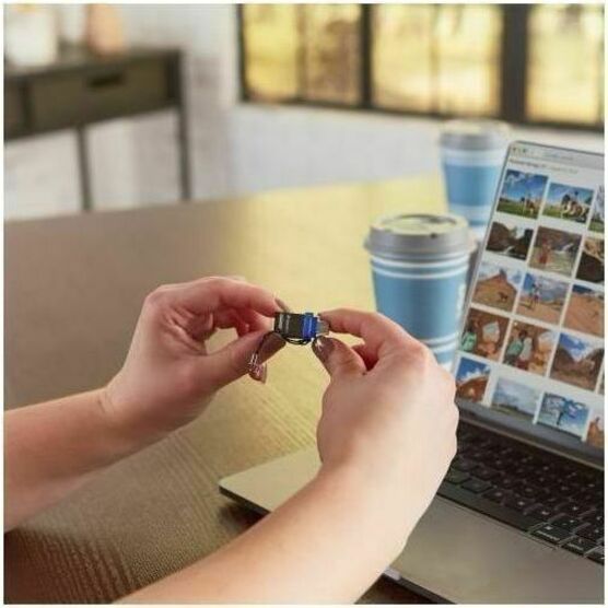 Microban 64GB Store 'n' Go Dual USB 3.2 Gen 1 Flash Drive for USB-C Devices - Blue