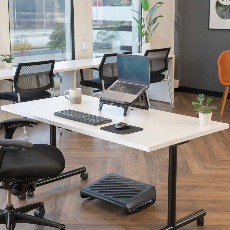 Fellowes Photo Gel Keyboard Wrist Rest with Microban® - Black Chevron