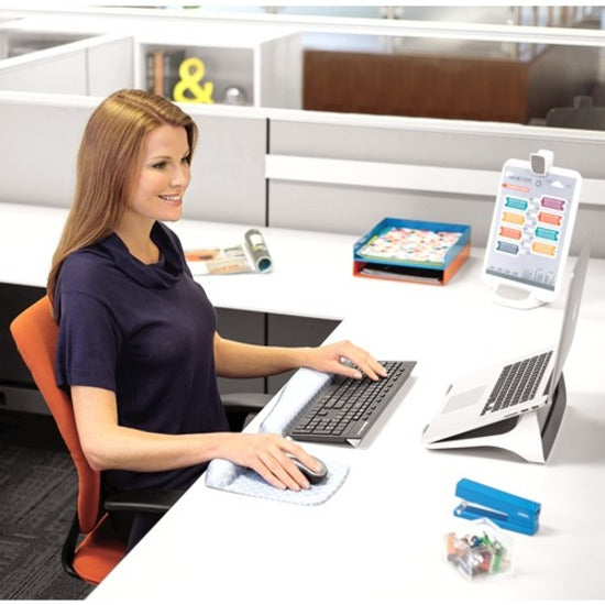 Fellowes PlushTouch Mouse Pad with Wrist Rest — Grey Lattice