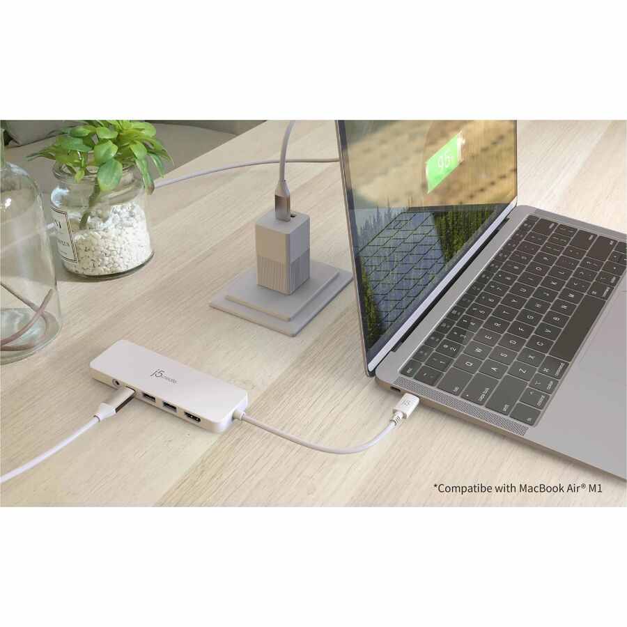 Station d'accueil multiport USB-C j5create JCD373 avec alimentation électrique