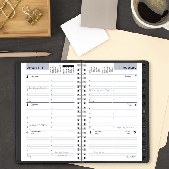 AT-A-GLANCE Weekly Desk Diary 2027, Bilingual, Black, 8x5