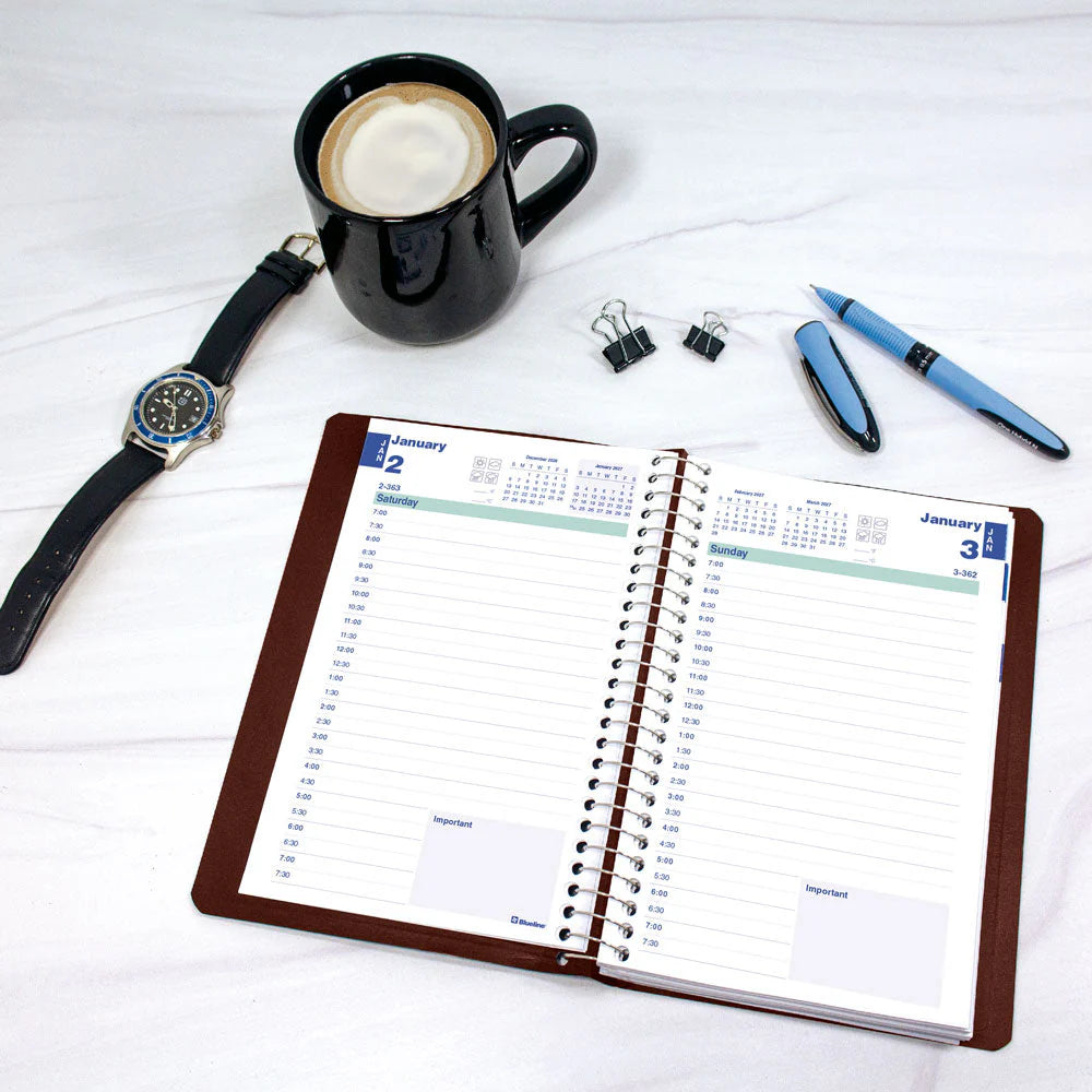 Agenda journalier Blueline 8"x 5" Reliure spirale, anglais, bordeaux C150483T