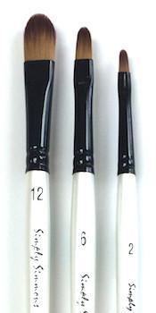 Simply Simmons Short Taklon Brushes