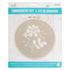 KIT LIN POUR BRODERIE SPRAY FLEUR